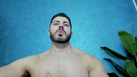 Snapshot of muscularmaster chatting on 01-27-25, 11:00 muscularmaster onlyfans online show from 01-27-25, 11:00