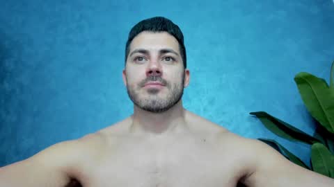 Snapshot of muscularmaster chatting on 01-30-25, 01:11 muscularmaster onlyfans online show from 01-30-25, 01:11