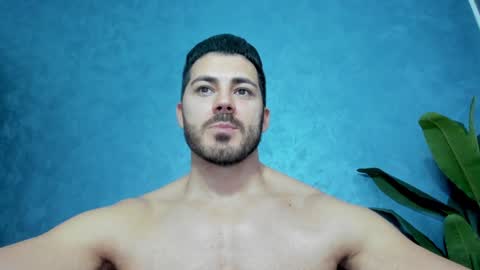 Snapshot of muscularmaster chatting on 02-01-25, 10:02 muscularmaster onlyfans online show from 02-01-25, 10:02