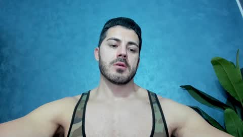 Snapshot of muscularmaster chatting on 02-04-25, 10:24 muscularmaster onlyfans online show from 02-04-25, 10:24