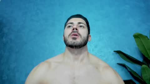 Snapshot of muscularmaster chatting on 02-06-25, 01:05 muscularmaster onlyfans online show from 02-06-25, 01:05