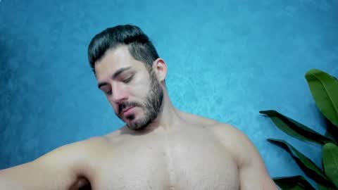 Snapshot of muscularmaster chatting on 02-09-25, 01:33 muscularmaster onlyfans online show from 02-09-25, 01:33