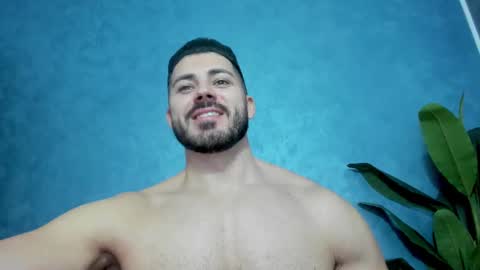Snapshot of muscularmaster chatting on 02-15-25, 10:52 muscularmaster onlyfans online show from 02-15-25, 10:52