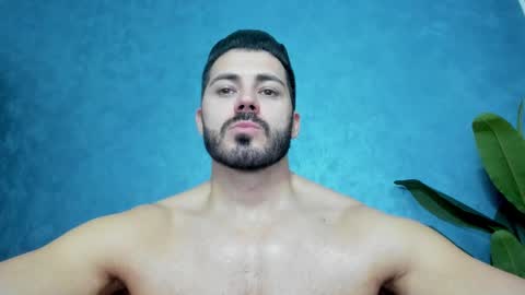 Snapshot of muscularmaster chatting on 02-24-25, 10:37 muscularmaster onlyfans online show from 02-24-25, 10:37