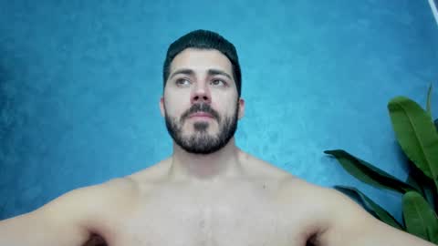 Snapshot of muscularmaster chatting on 03-02-25, 01:36 muscularmaster onlyfans online show from 03-02-25, 01:36