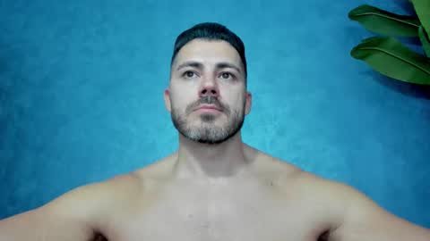 Snapshot of muscularmaster chatting on 09-18-25, 09:17 muscularmaster onlyfans online show from 09-18-25, 09:17