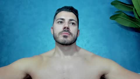 Snapshot of muscularmaster chatting on 09-24-25, 09:40 muscularmaster onlyfans online show from 09-24-25, 09:40