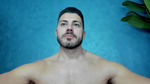 Snapshot of muscularmaster chatting on 10-15-25, 09:26 muscularmaster onlyfans online show from 10-15-25, 09:26