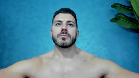 Snapshot of muscularmaster chatting on 10-16-25, 10:00 muscularmaster onlyfans online show from 10-16-25, 10:00