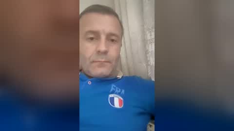 Snapshot of muscularsexybady chatting on 08-01-26, 04:28 handsome sexy muscular man online show from 08-01-26, 04:28