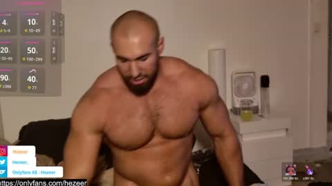 Snapshot of musculusx chatting on 06-25-26, 08:57 Musculus online show from 06-25-26, 08:57