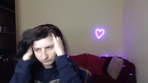 Jeneva online show from 12-21-25, 06:26