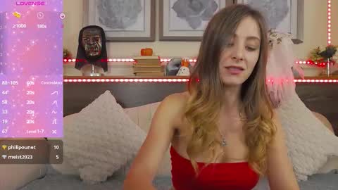 Snapshot of musedollx chatting on 11-01-25, 08:00 Luna online show from 11-01-25, 08:00