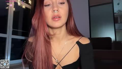 Snapshot of museleks chatting on 11-09-25, 11:58 Aleksa online show from 11-09-25, 11:58