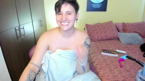 VALENTINA Luna  online show from 01-12-25, 05:56