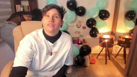 VALENTINA Luna  online show from 03-06-25, 05:03