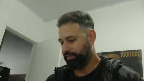 Snapshot of musosc chatting on 05-20-26, 12:06 musosc online show from 05-20-26, 12:06
