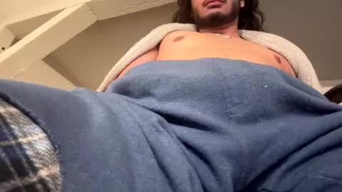 Snapshot of mustbehimfr chatting on 03-10-25, 05:22 pinto online show from 03-10-25, 05:22