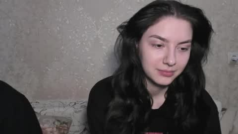 cute couple online show from 06-07-26, 04:00