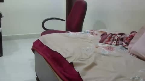 john online show from 10-07-25, 06:16