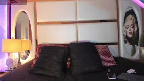 Snapshot of mxli_divine_ chatting on 07-21-26, 02:30 mxli_divine_ online show from 07-21-26, 02:30