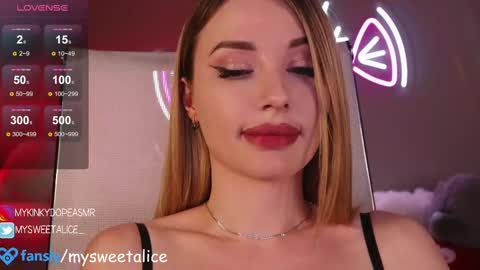 Snapshot of my__sweet__alice chatting on 03-05-25, 04:57 mysweetalice online show from 03-05-25, 04:57