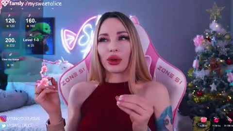 Snapshot of my__sweet__alice chatting on 03-18-26, 10:18 mysweetalice online show from 03-18-26, 10:18
