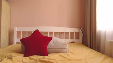 Hannah  welcome  online show from 03-27-26, 02:06