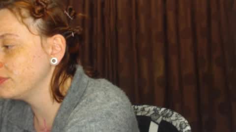     sara      i know you love me xoxox     online show from 10-24-25, 06:10