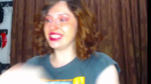     sara      i know you love me xoxox     online show from 03-17-26, 10:29