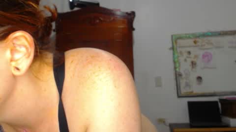     sara      i know you love me xoxox     online show from 03-26-26, 12:39