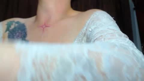     sara      i know you love me xoxox     online show from 03-30-26, 07:09