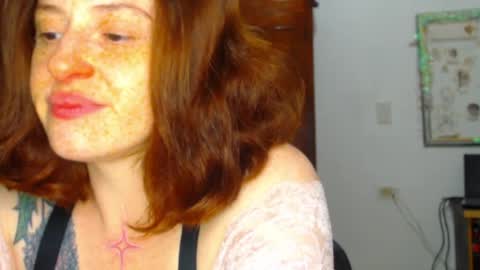     sara      i know you love me xoxox     online show from 04-04-26, 08:56