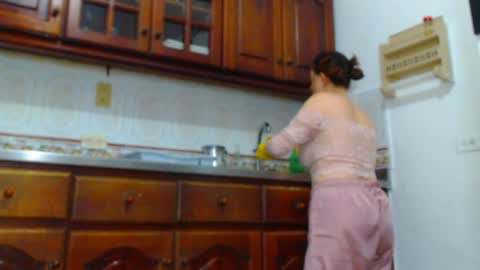     sara      i know you love me xoxox     online show from 04-04-26, 09:34