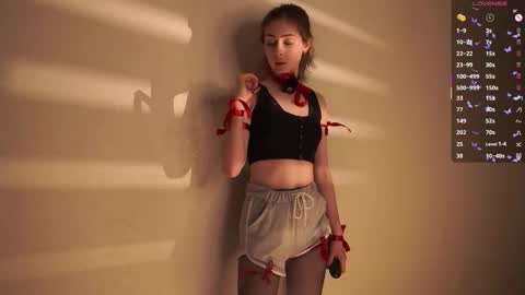 Molly online show from 11-11-25, 10:04