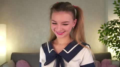 Polly online show from 03-04-26, 01:17