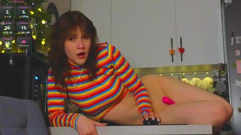  PARIS   online show from 01-06-25, 04:47