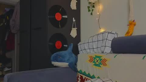  PARIS   online show from 01-25-25, 04:45