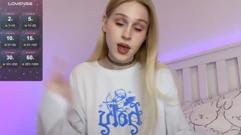 Snapshot of my_tenderness chatting on 02-02-25, 04:43 Dana online show from 02-02-25, 04:43