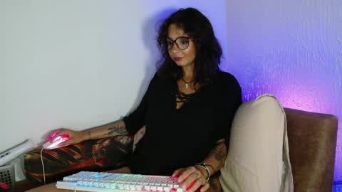 Snapshot of myamillor chatting on 04-04-26, 08:28 myamillor online show from 04-04-26, 08:28