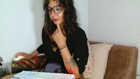 Snapshot of myamillor chatting on 04-13-26, 10:04 myamillor online show from 04-13-26, 10:04