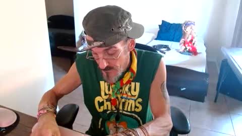 Snapshot of mycock4u247 chatting on 10-16-25, 12:11 LA MARIPOSA DE MARICOPA online show from 10-16-25, 12:11