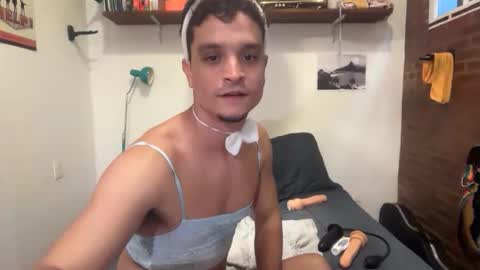 Snapshot of mydaysthrough123 chatting on 10-09-25, 11:36 mydaysthrough123 online show from 10-09-25, 11:36