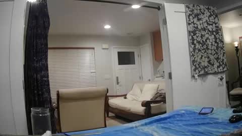 Myfuckbuddy69 online show from 09-30-25, 04:06