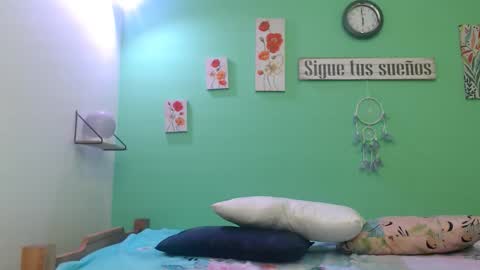 Angel Cute online show from 10-05-25, 07:01