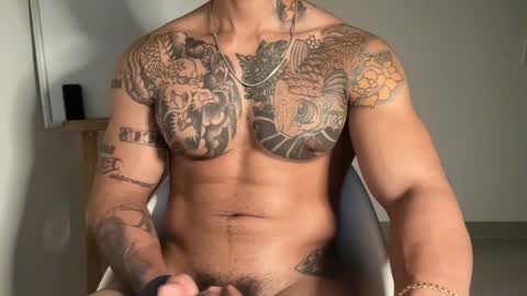 Snapshot of myke_esthetic chatting on 02-09-25, 06:11 Myke esthetic online show from 02-09-25, 06:11