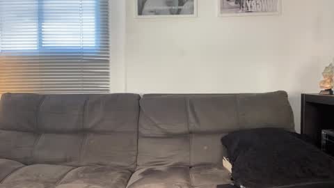 Snapshot of myke_esthetic chatting on 02-11-26, 04:23 Myke esthetic online show from 02-11-26, 04:23