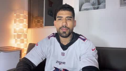 Snapshot of myke_esthetic chatting on 02-15-26, 07:51 Myke esthetic online show from 02-15-26, 07:51