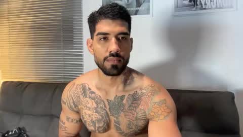 Snapshot of myke_esthetic chatting on 02-24-26, 12:30 Myke esthetic online show from 02-24-26, 12:30