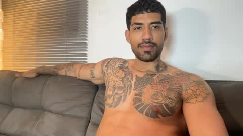 Snapshot of myke_esthetic chatting on 03-04-26, 04:29 Myke esthetic online show from 03-04-26, 04:29